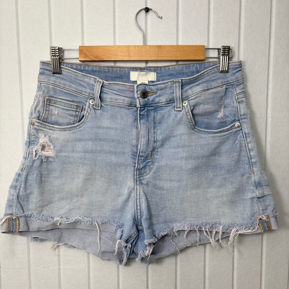 H&M Blue Jean Shorts Distressed Frayed Hem Size 10